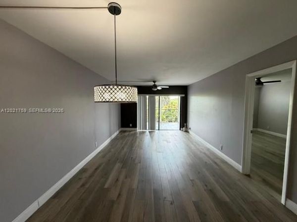 9440 SW 8th St , Unit 320, Boca Raton, FL 33428