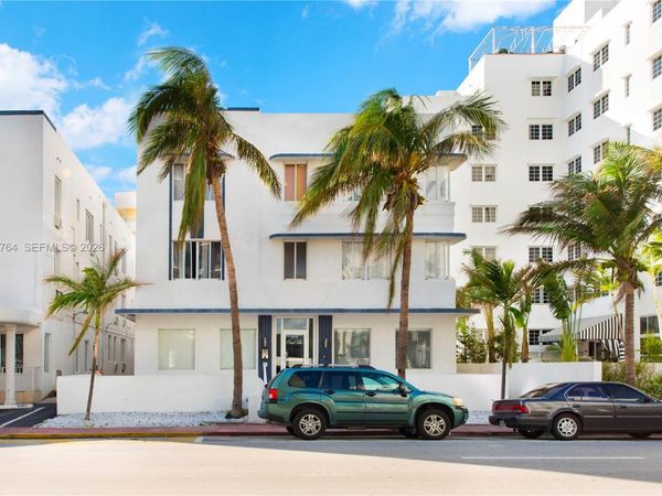 3710 Collins Ave , Unit N-305, Miami Beach, FL 33140