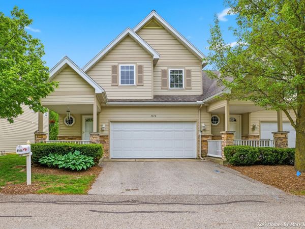3078 Ledgestone Place NE, Grand Rapids, MI 49525