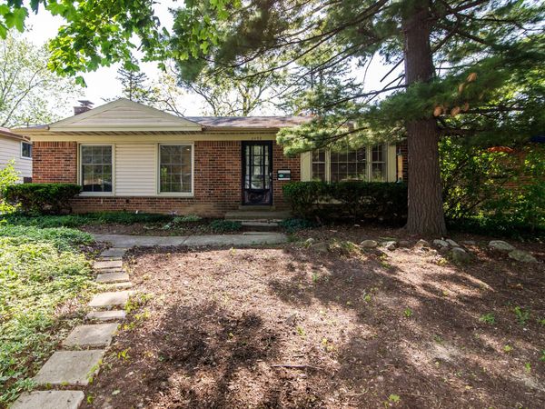 2432 Nixon Road, Ann Arbor, MI 48105
