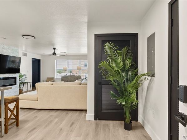680 6th Avenue NE, Unit 1202, Tuscaloosa, AL 35404