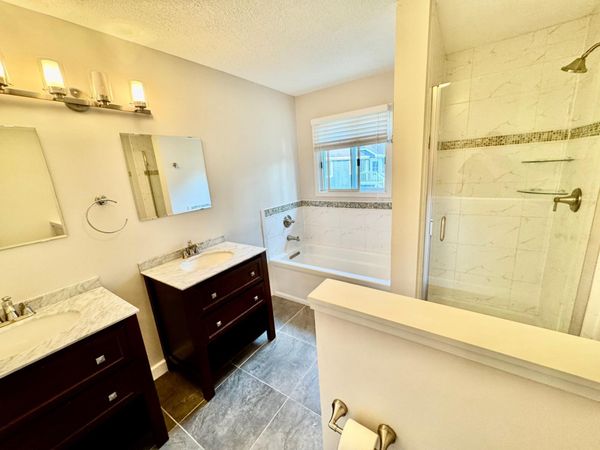 2575 Heritage Drive, Mendota Heights, MN 55120