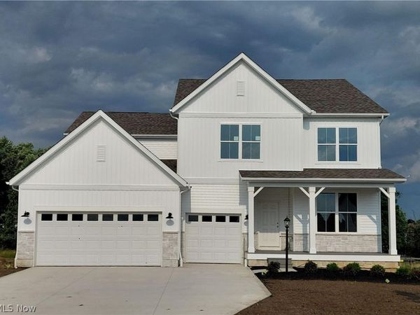 3341 Robertas Way, Stow, OH 44224