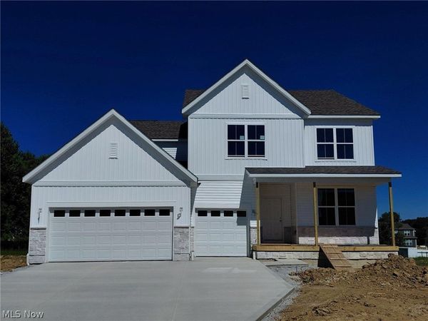 3341 Robertas Way, Stow, OH 44224