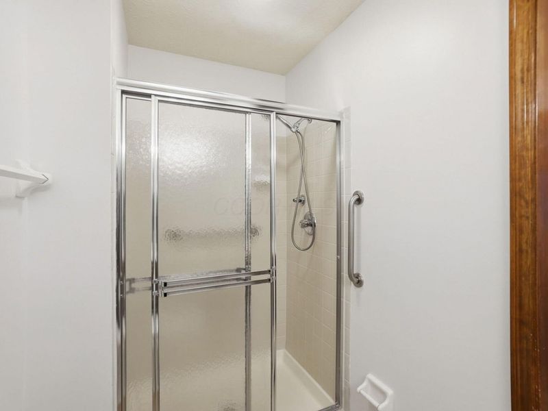 3155 Griggsview Court , Columbus, OH 43221 Photo 33
