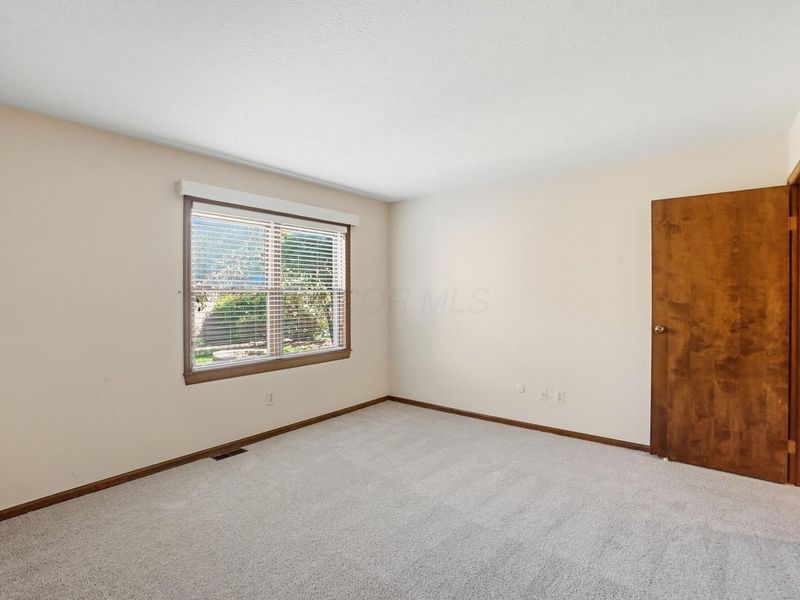 3155 Griggsview Court , Columbus, OH 43221 Photo 36