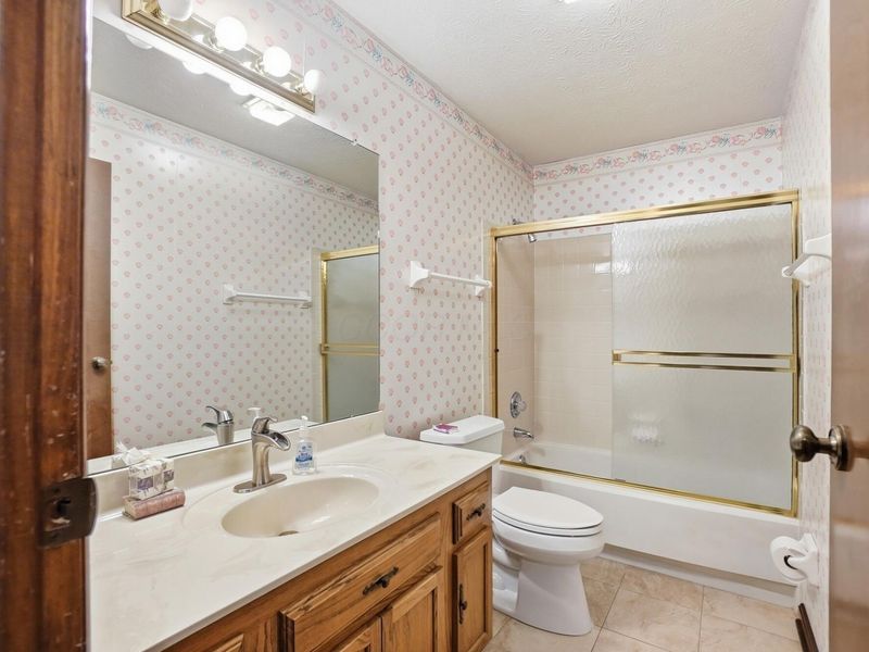 3155 Griggsview Court , Columbus, OH 43221 Photo 38