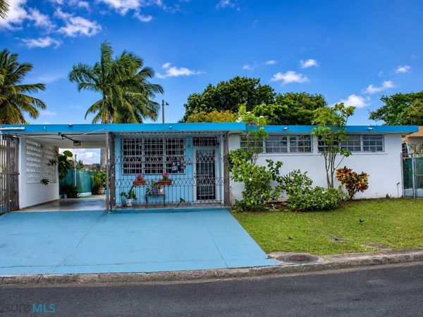 142 CALLE, Carolina, PR 00983