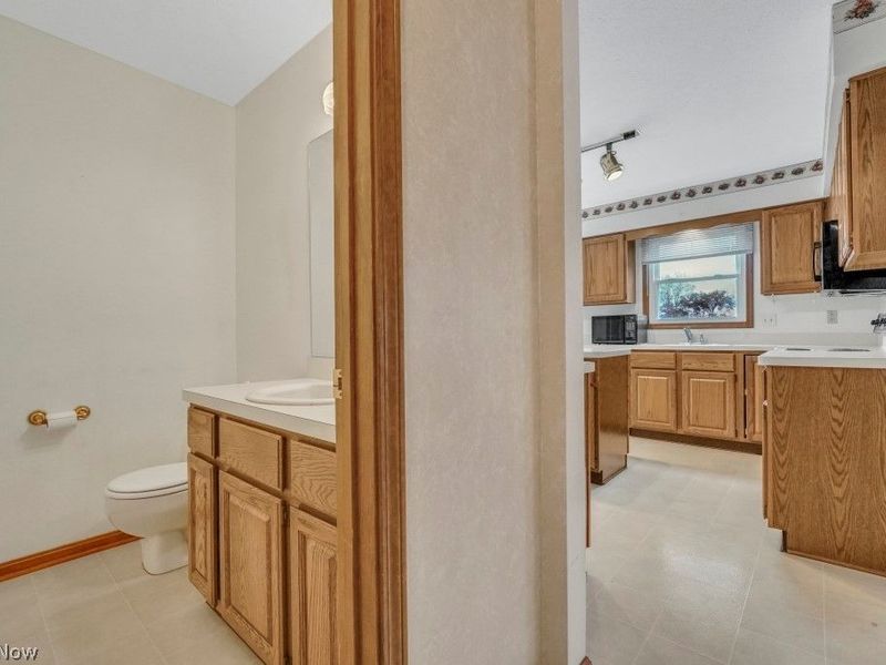 73 Lakecrest Boulevard , Hinckley, OH 44233 Photo 20