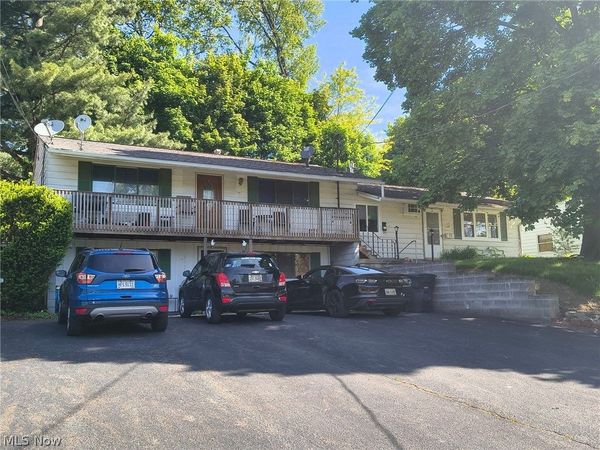 2347-2349 Nicholas Avenue, Akron, OH 44305