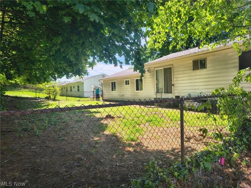 2347-2349 Nicholas Avenue , Akron, OH 44305 Photo 12