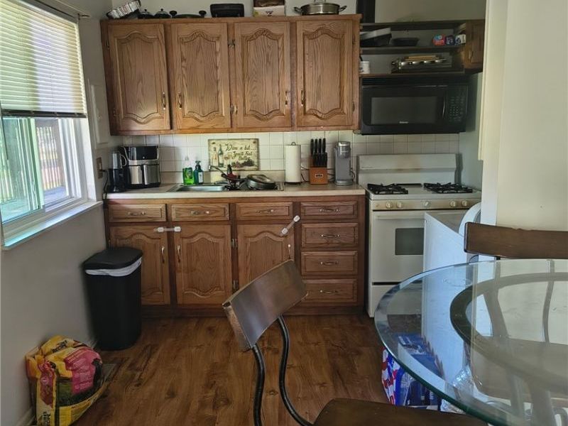 2347-2349 Nicholas Avenue , Akron, OH 44305 Photo 3