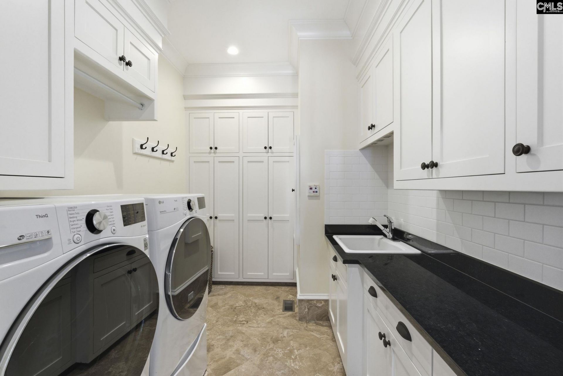 664 River Road Photo 26