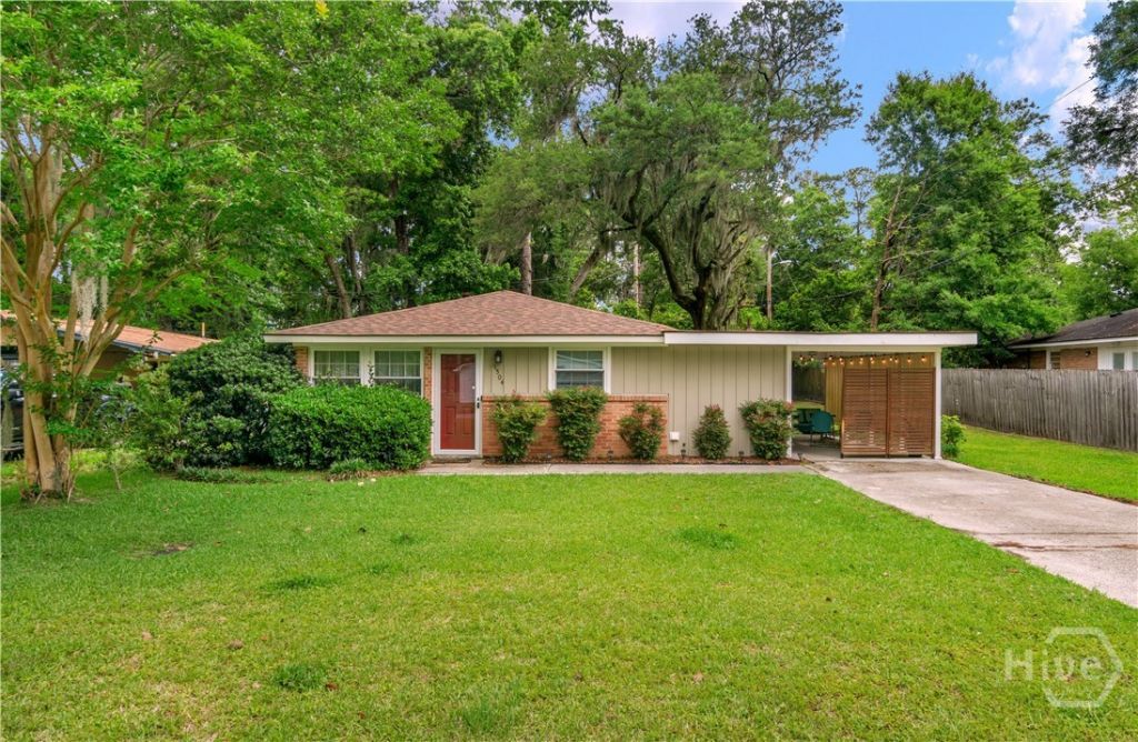 1504 W Creighton Place , Savannah, GA 31406 Main Photo