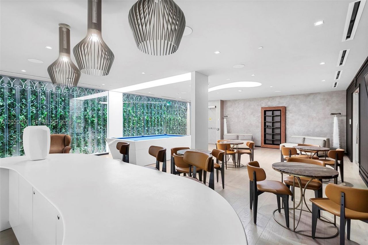 1000 Brickell Plz , Unit 4014, Miami, FL 33131 Photo
