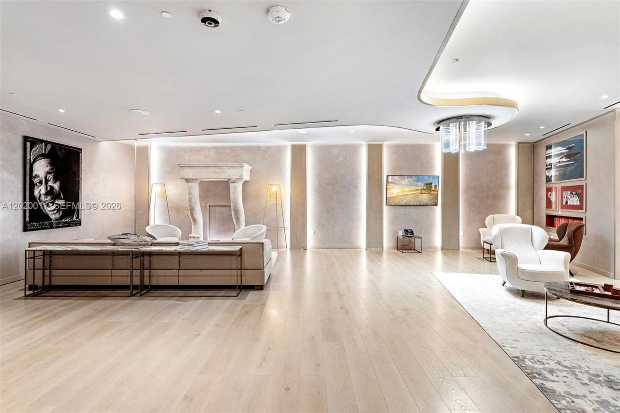 1000 Brickell Plz , Unit 4014, Miami, FL 33131 Photo