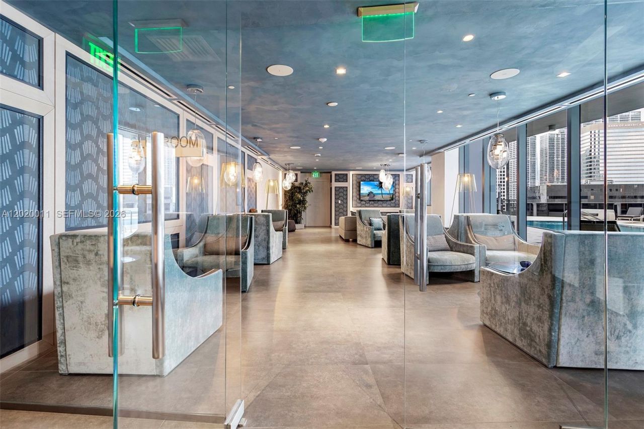 1000 Brickell Plz , Unit 4014, Miami, FL 33131 Photo