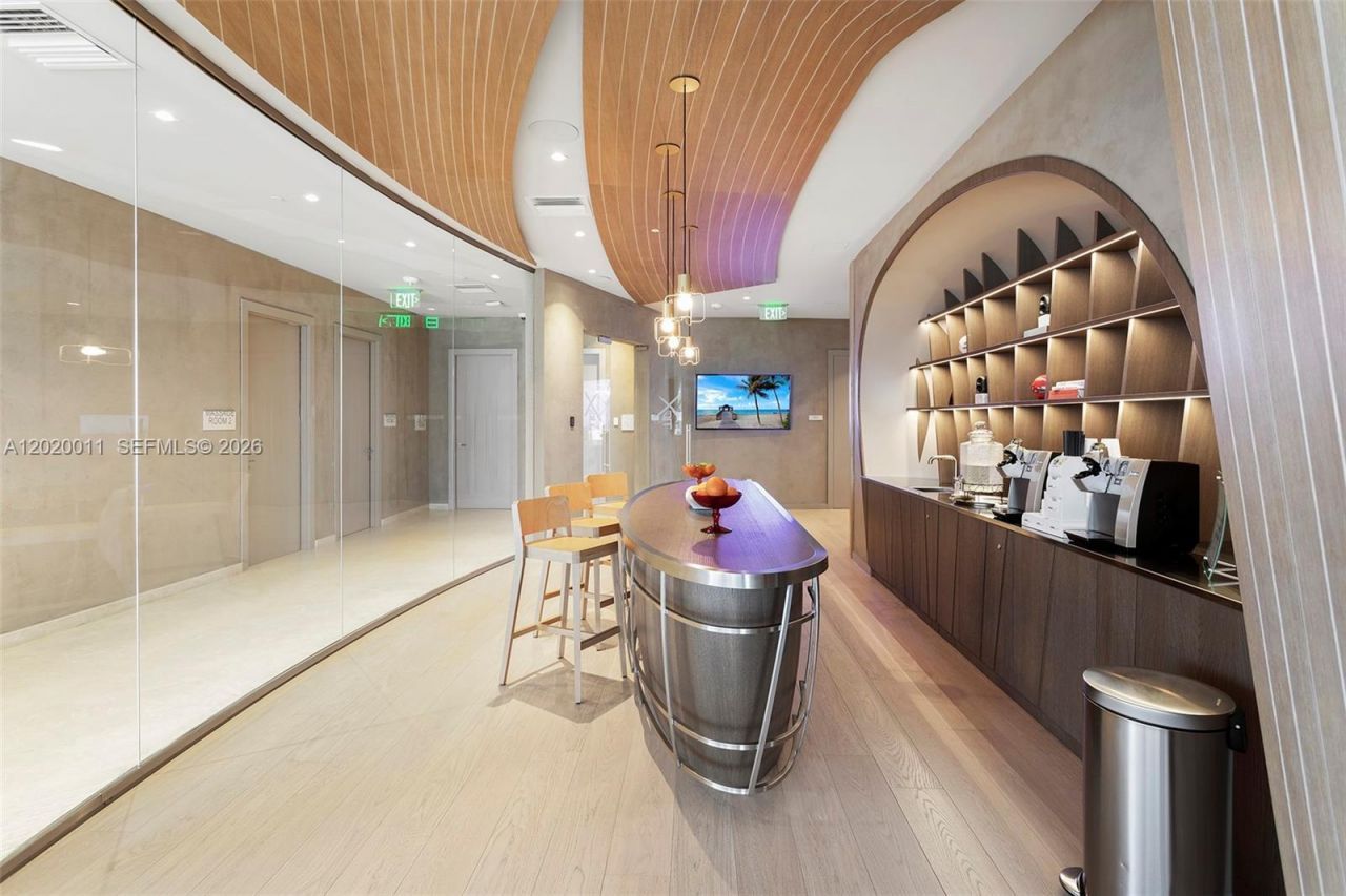 1000 Brickell Plz , Unit 4014, Miami, FL 33131 Photo