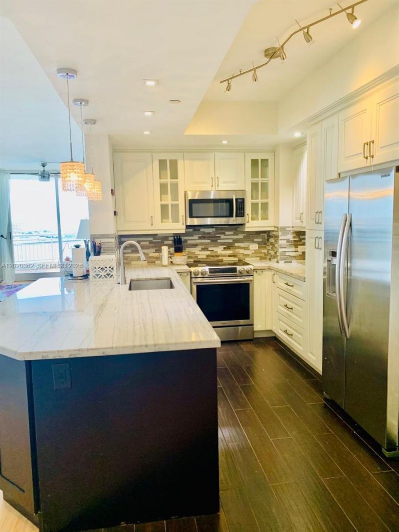 888 Brickell Key Dr , Unit 1612, Miami, FL 33131 Photo