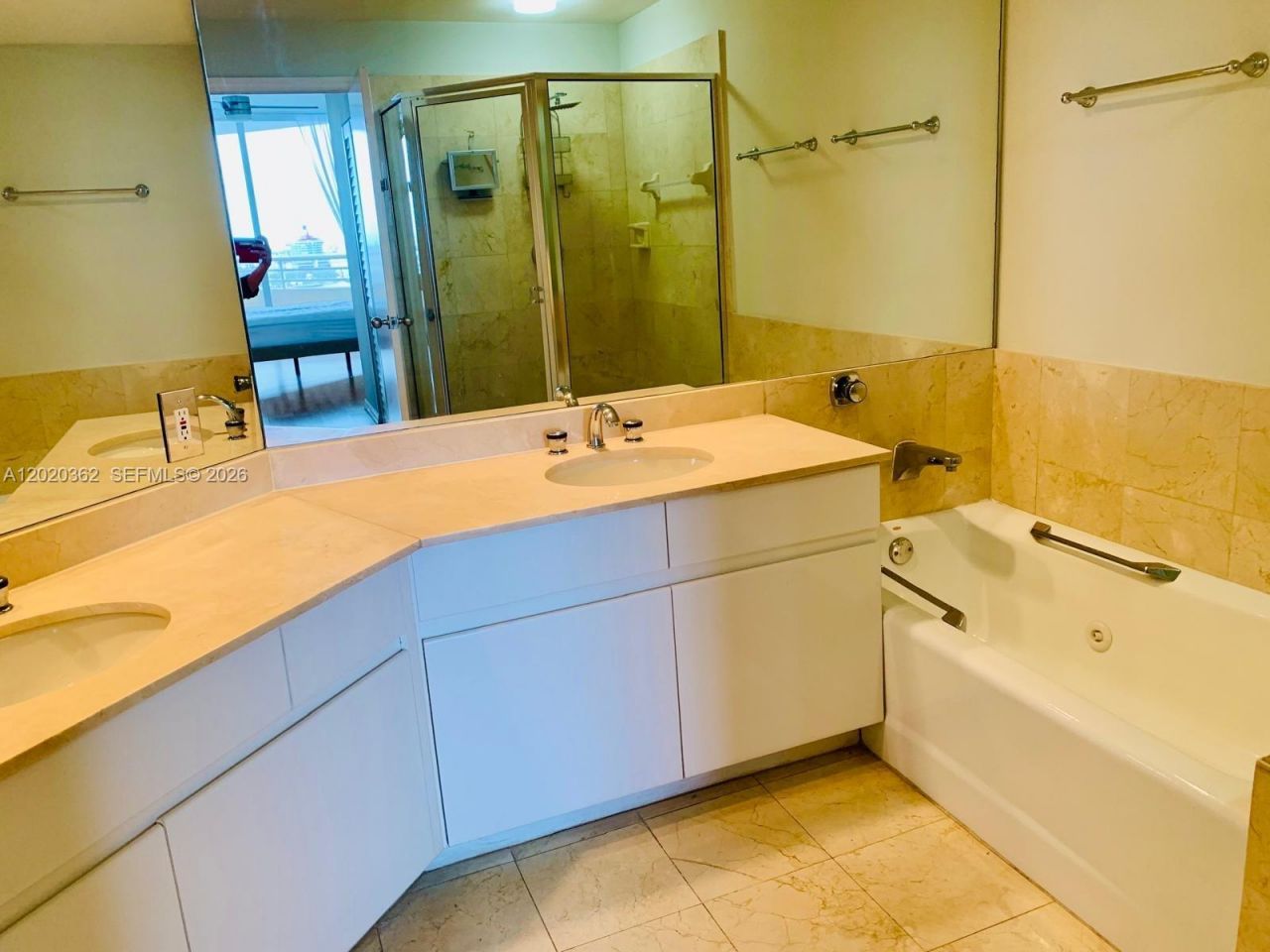 888 Brickell Key Dr , Unit 1612, Miami, FL 33131 Photo