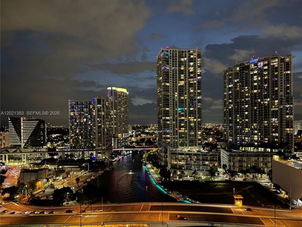 31 SE 5th St , Unit 2307, Miami, FL 33131