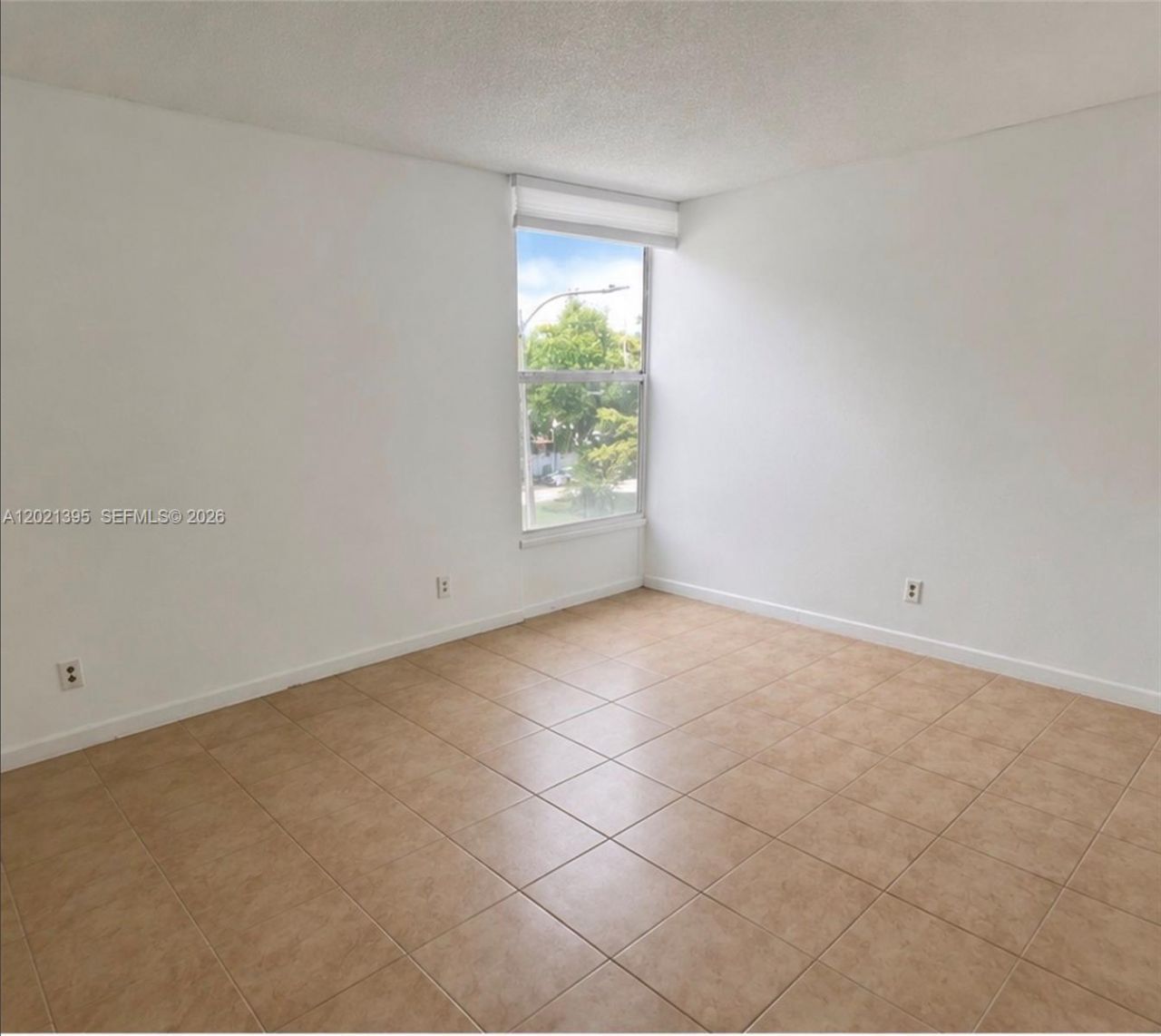 2020 NE 135th St , Unit 310, North Miami, FL 33181 Photo