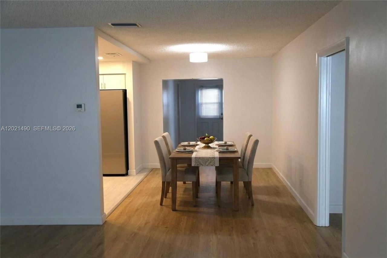 4233 Washington St , Hollywood, FL 33021 Photo