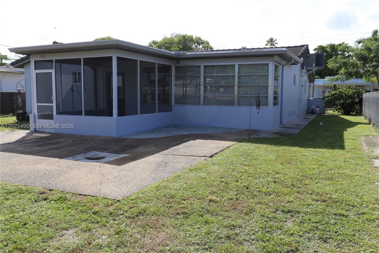 4233 Washington St , Hollywood, FL 33021 Photo