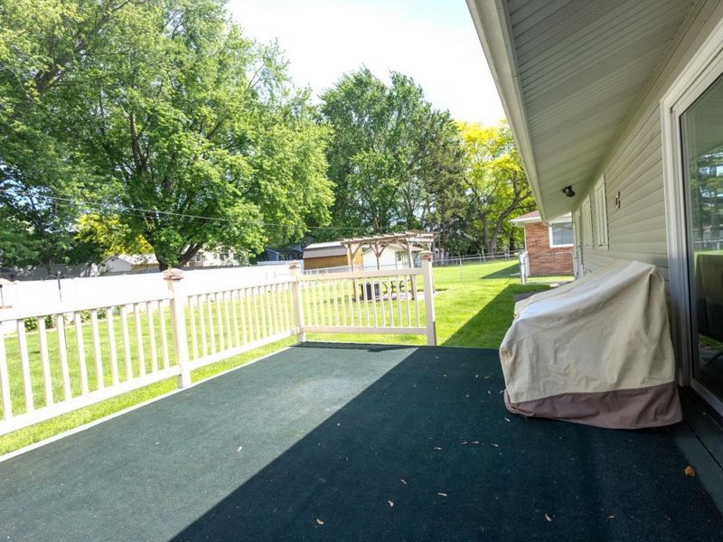 2704 Eastwood Drive, Sandusky, OH 44870 Photo 37