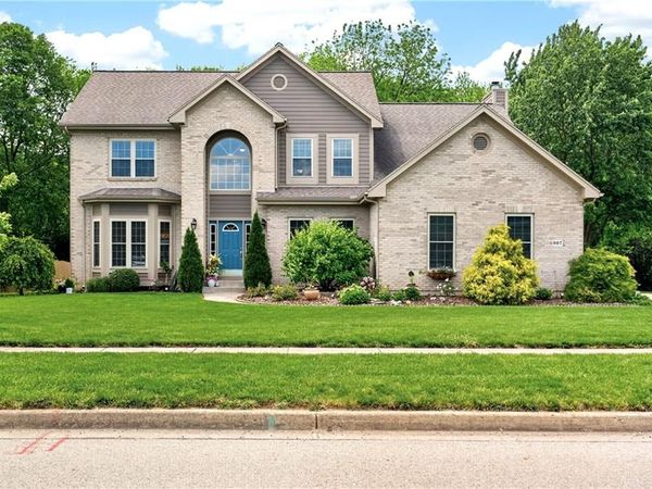 907 Autumn Leaf Drive, Beavercreek, OH 45430