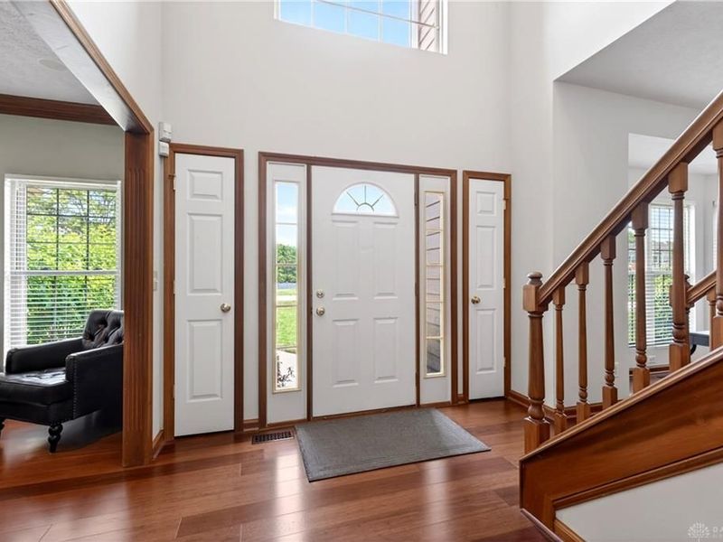 907 Autumn Leaf Drive, Beavercreek, OH 45430 Photo 6