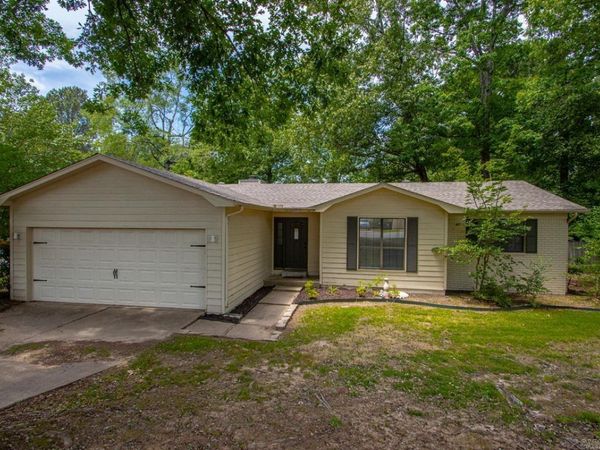 2101 Coral Tree Drive , Bryant, AR 72022