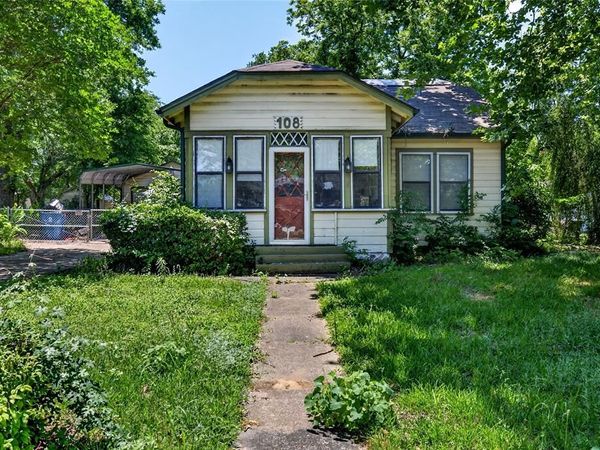 108 Woodland Street, Malakoff, TX 75148
