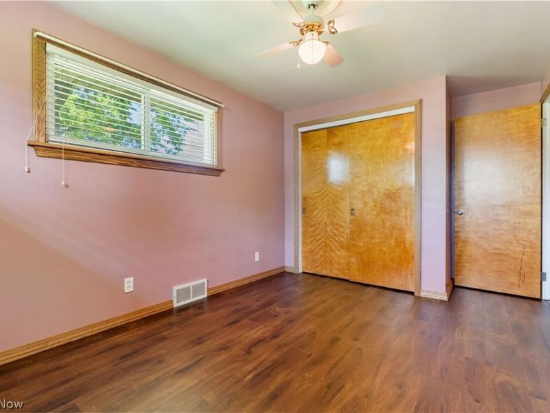 4260 Broadway Avenue NE, Louisville, OH 44641 Photo 15
