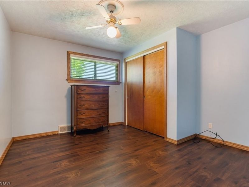 4260 Broadway Avenue NE, Louisville, OH 44641 Photo 16