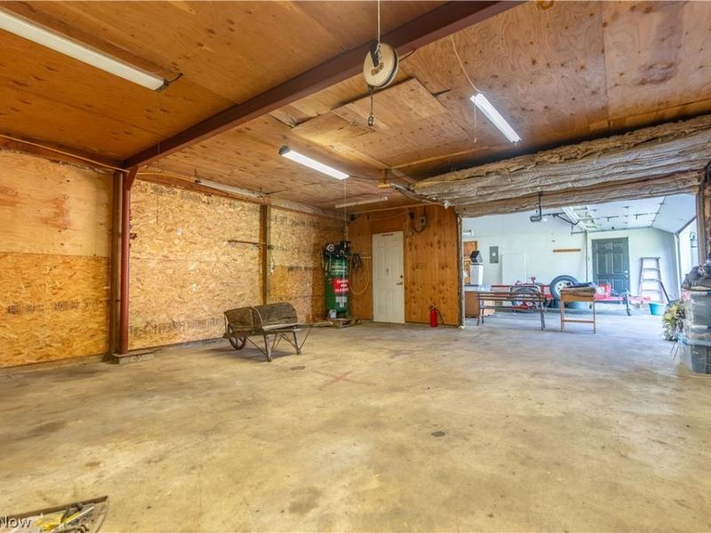 4260 Broadway Avenue NE, Louisville, OH 44641 Photo 27