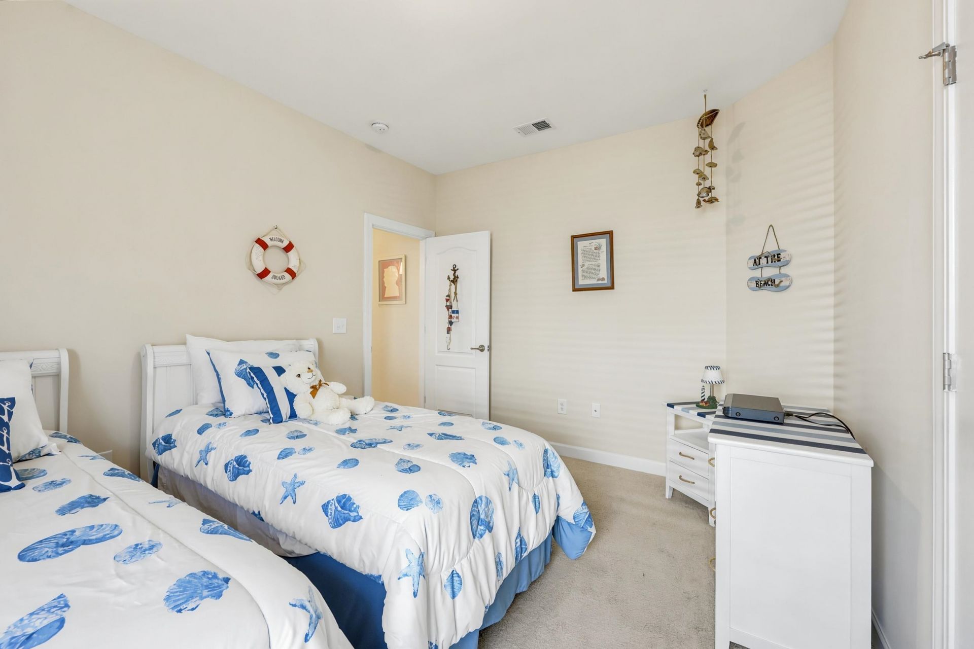677 Harbor Bay Dr.  Photo 21