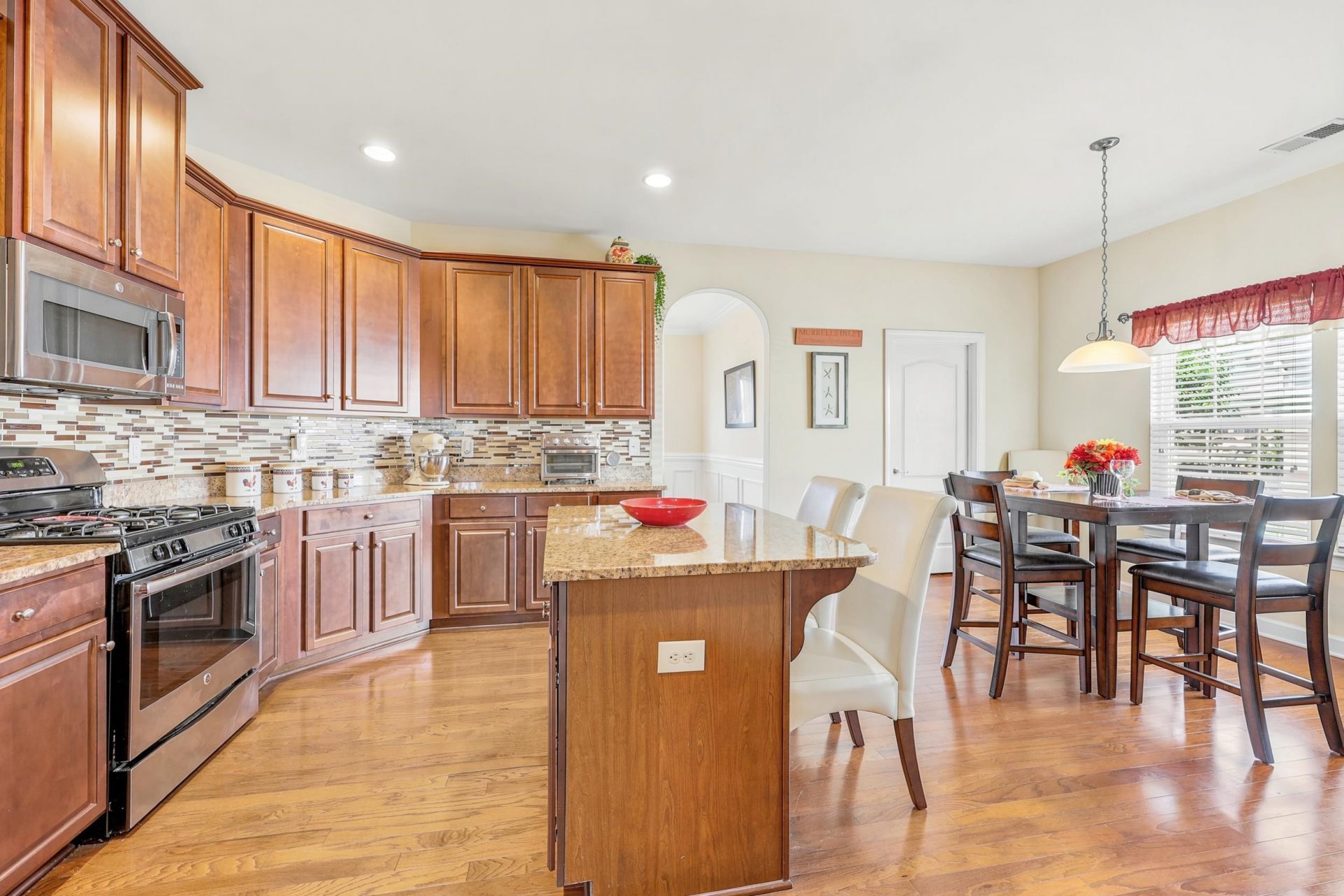 677 Harbor Bay Dr.  Photo 4