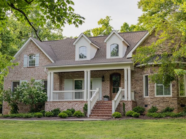 1000 Norfleet Dr, Nashville, TN 37220