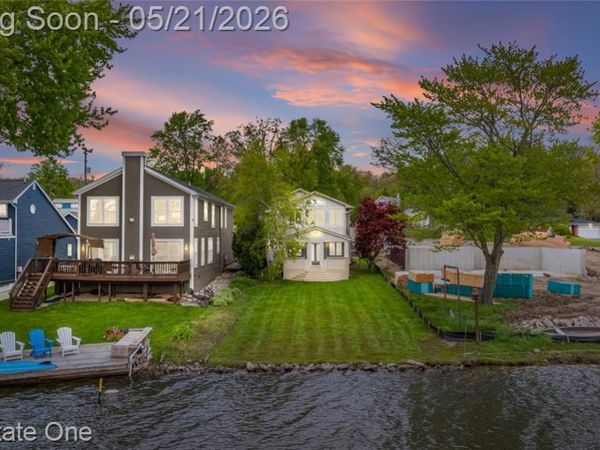9047 Gale Road, White Lake Twp, MI 48386
