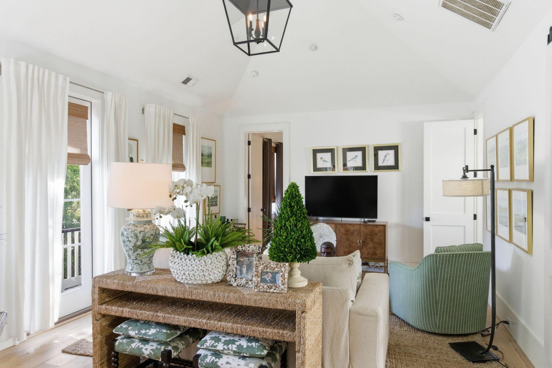 9 Duany Road Photo 11