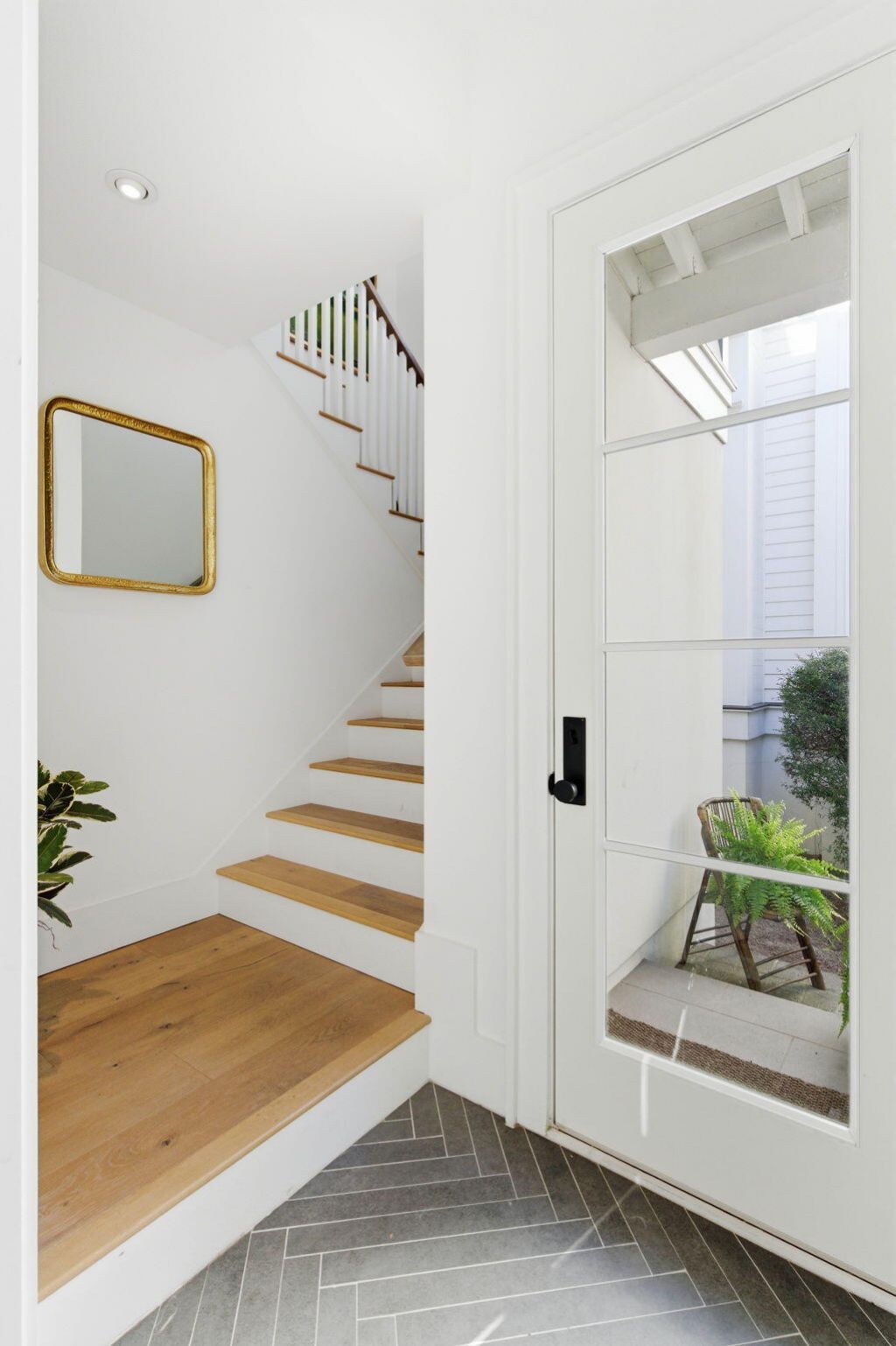 9 Duany Road Photo 5