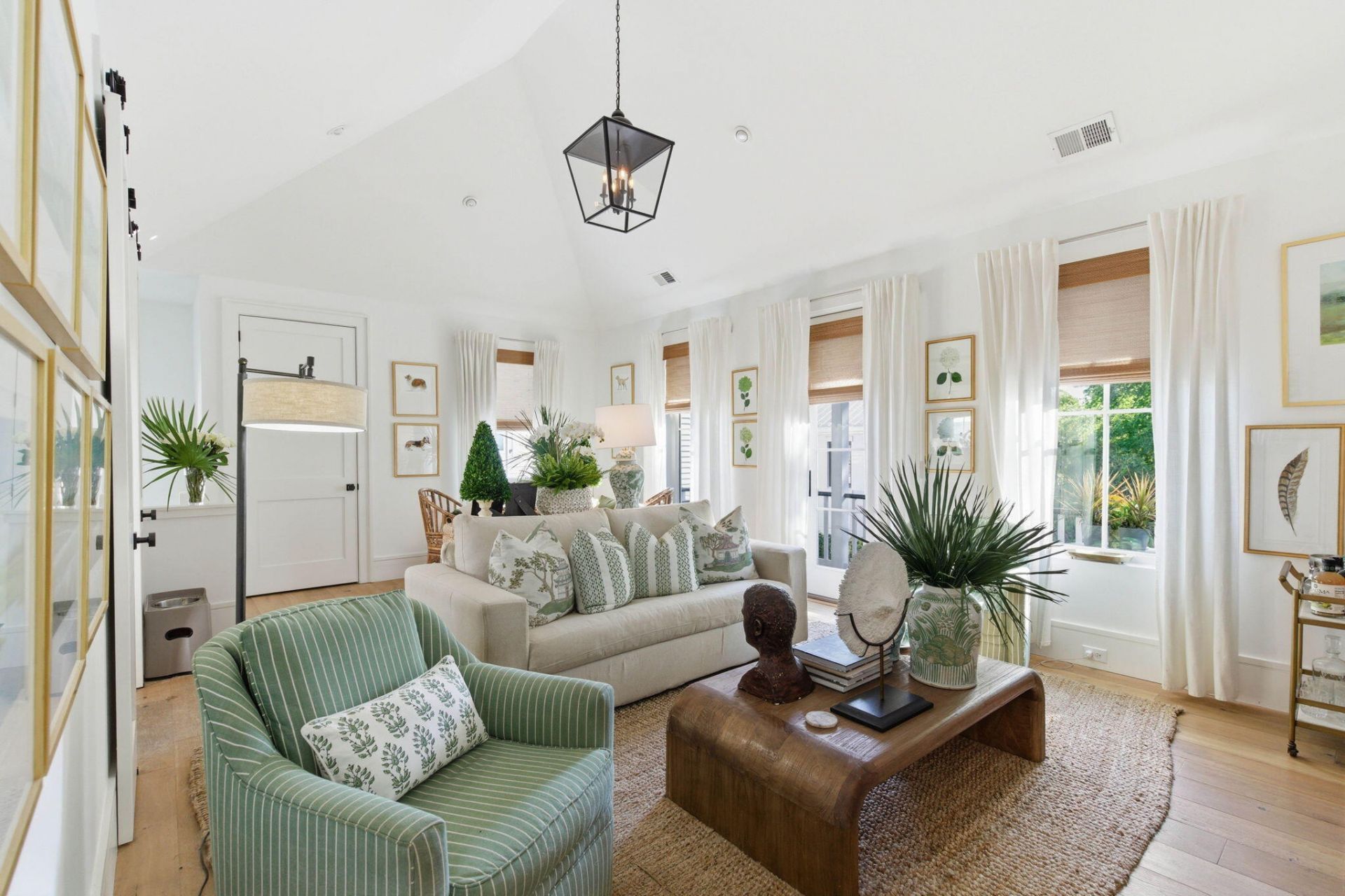 9 Duany Road Photo 7