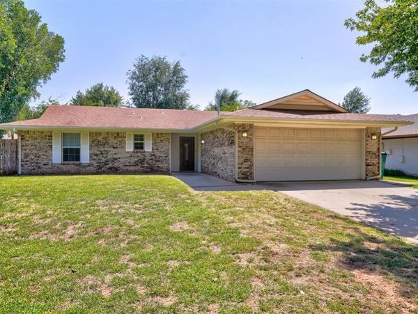 8916 Kenny Circle, Oklahoma City, OK 73132