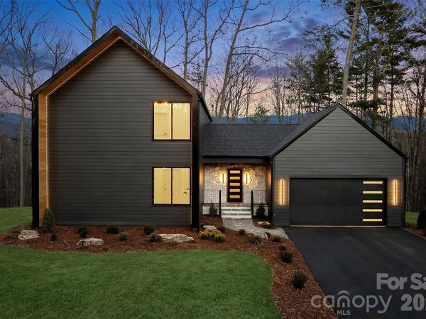 643 Settlers Trail , Mars Hill, NC 28754