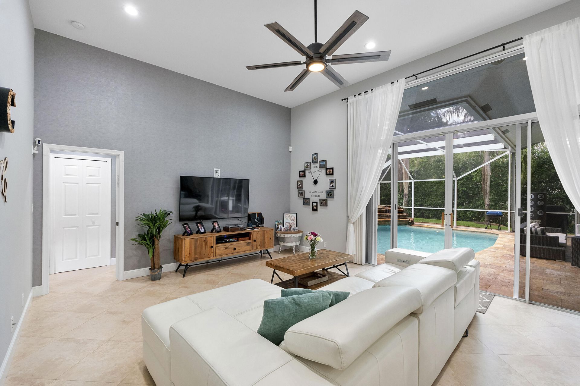 5431 NW 109th Lane, Coral Springs, FL 33076 Photo