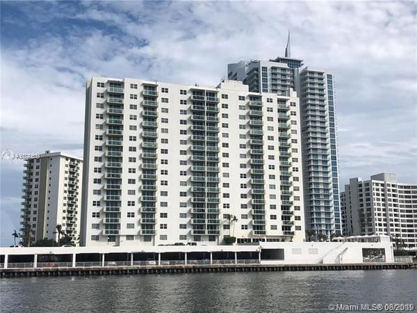 3000 S Ocean Drive, Unit 322, Hollywood, FL 33019