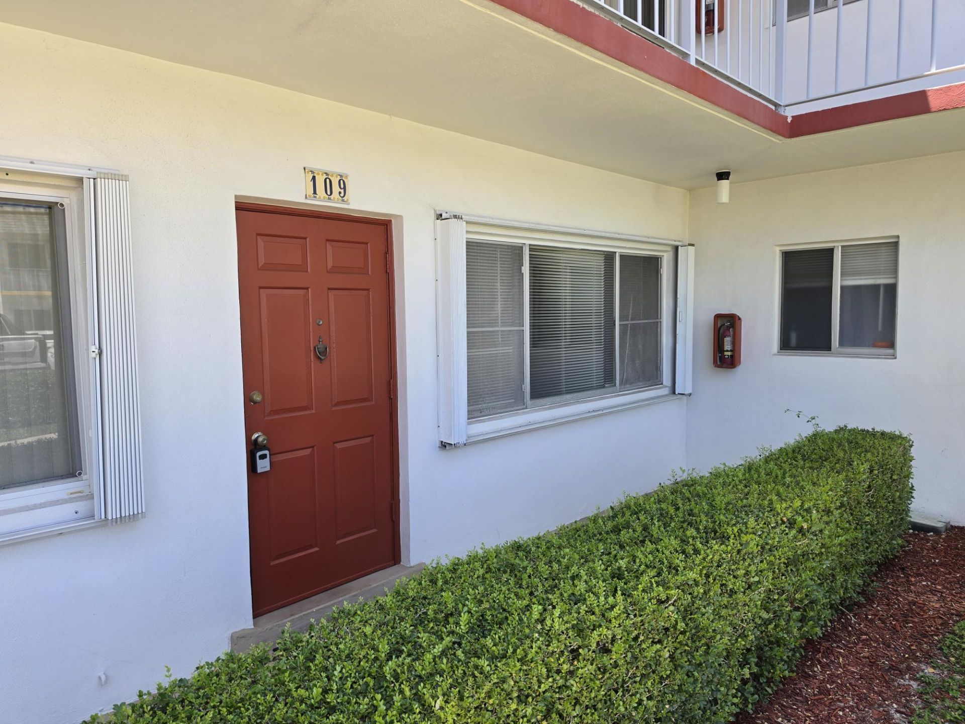 3320 Lake Osborne Drive, Unit 109, Lake Worth Beach, FL 33461 Photo