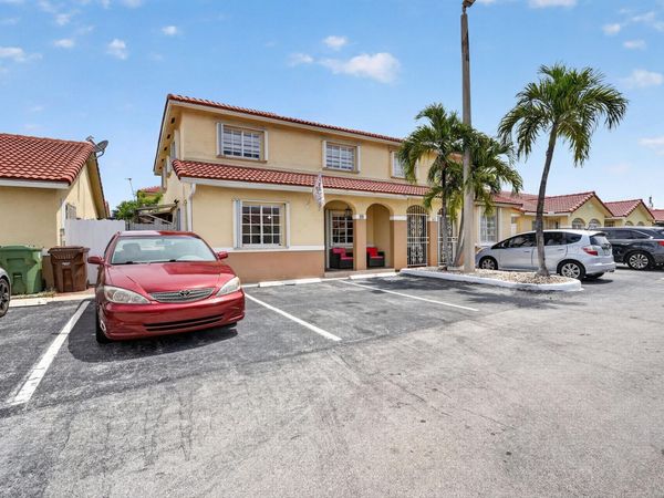 7101 W 24th Avenue, Unit 45, Hialeah, FL 33016