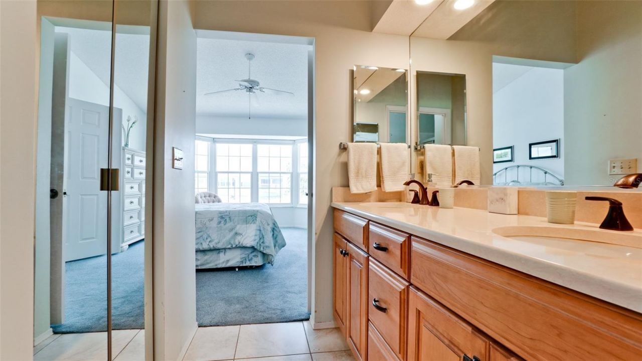 1011 Ibis Court, Bradenton, FL 34209 Photo